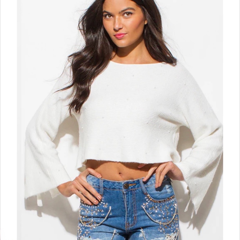 Cropped White Knit Sweater - Pearl Detail